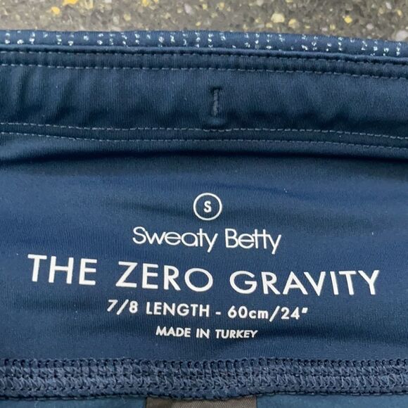 Sweaty Betty Zero Gravity Glitter 7/8 Leggings - Picture 4 of 7